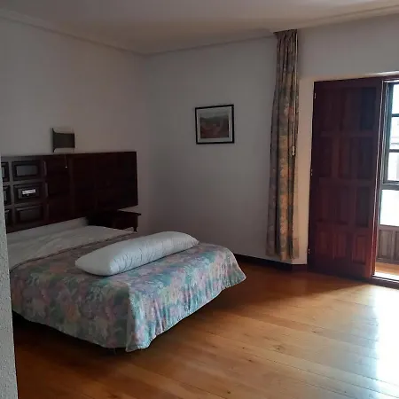 El Nogal De * Quijas